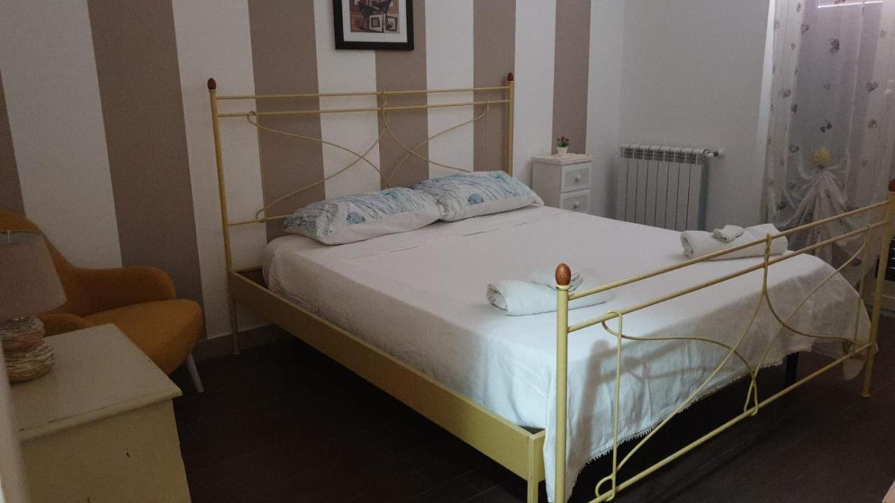 Apartment Mariella Via Lipari N 8